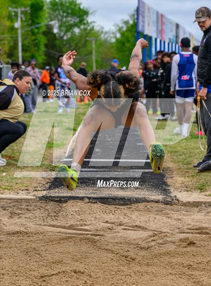 Thumbnail 2 in 5A East Conference Track Meet @ Mountain Home photogallery.