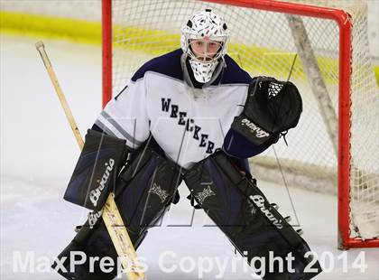 Thumbnail 3 in Lyman Hall/Haddam-Killingworth @ Staples-Weston-Shelton (CIAC DIII 1st Round) photogallery.