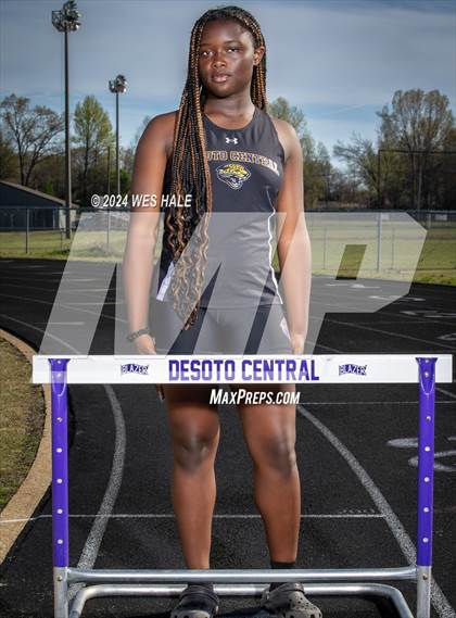 Thumbnail 1 in DeSoto Central (Team & Individual) photogallery.