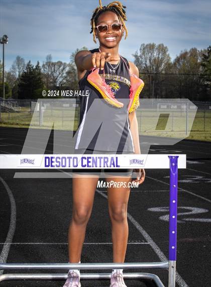Thumbnail 2 in DeSoto Central (Team & Individual) photogallery.