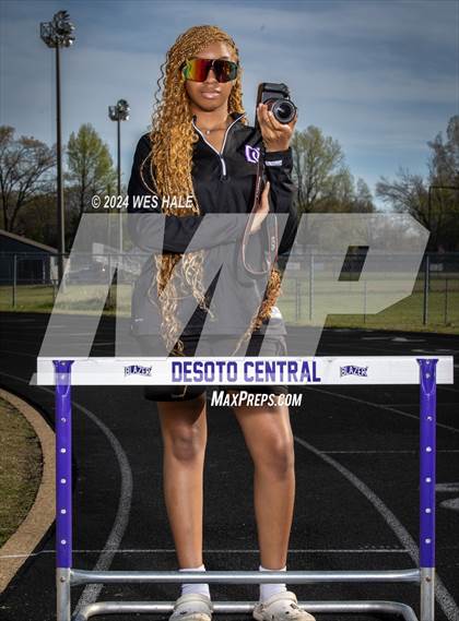 Thumbnail 2 in DeSoto Central (Team & Individual) photogallery.
