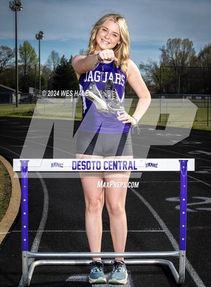 Thumbnail 1 in DeSoto Central (Team & Individual) photogallery.