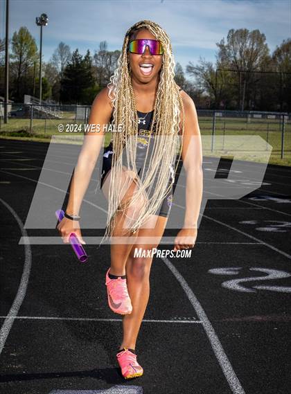 Thumbnail 1 in DeSoto Central (Team & Individual) photogallery.