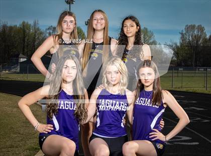 Thumbnail 2 in DeSoto Central (Team & Individual) photogallery.