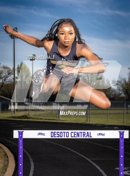 Thumbnail 3 in DeSoto Central (Team & Individual) photogallery.