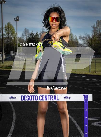 Thumbnail 3 in DeSoto Central (Team & Individual) photogallery.