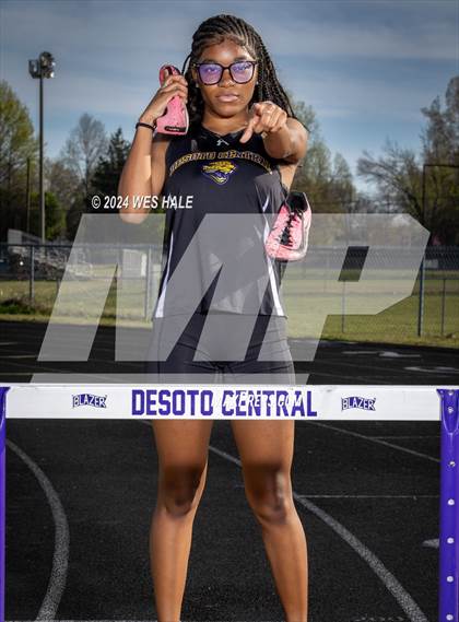 Thumbnail 1 in DeSoto Central (Team & Individual) photogallery.