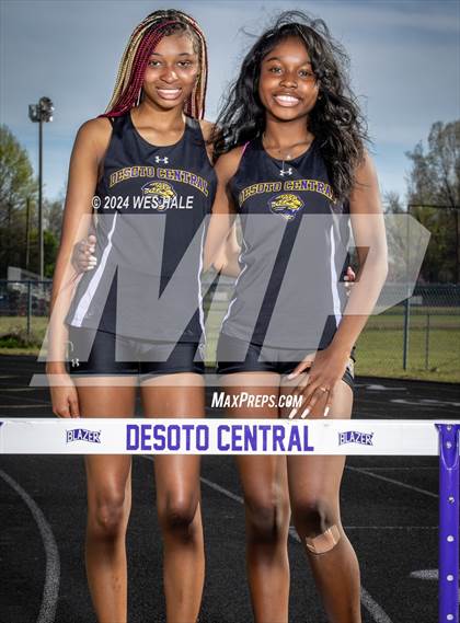 Thumbnail 3 in DeSoto Central (Team & Individual) photogallery.