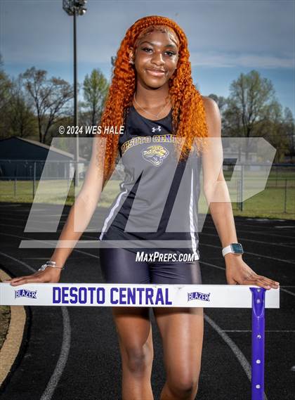 Thumbnail 2 in DeSoto Central (Team & Individual) photogallery.