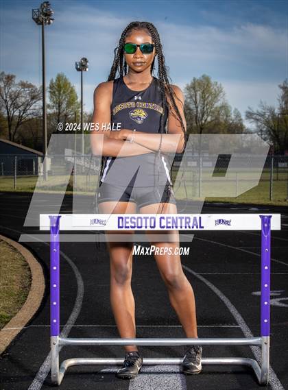 Thumbnail 2 in DeSoto Central (Team & Individual) photogallery.