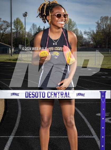 Thumbnail 1 in DeSoto Central (Team & Individual) photogallery.