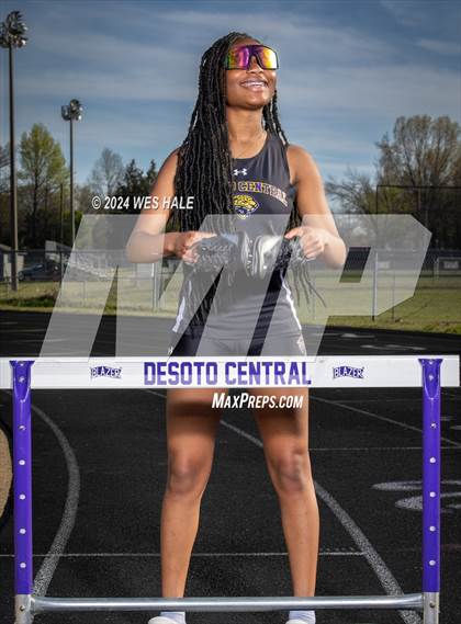 Thumbnail 1 in DeSoto Central (Team & Individual) photogallery.