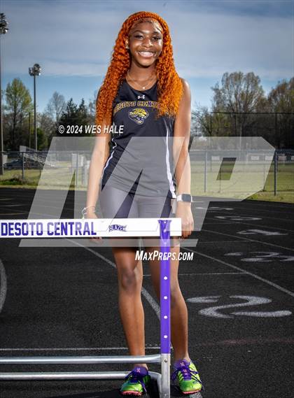 Thumbnail 3 in DeSoto Central (Team & Individual) photogallery.