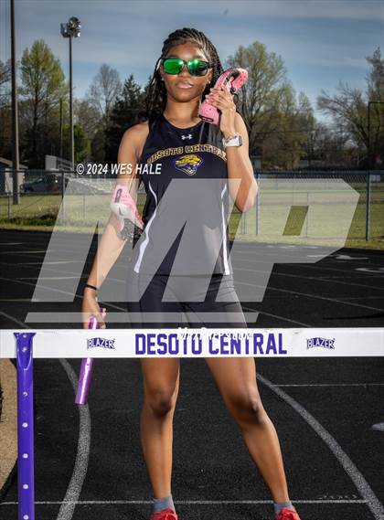 Thumbnail 1 in DeSoto Central (Team & Individual) photogallery.