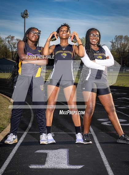 Thumbnail 3 in DeSoto Central (Team & Individual) photogallery.