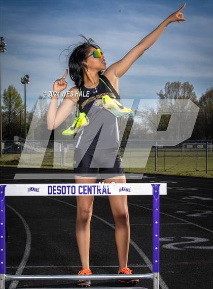 Thumbnail 1 in DeSoto Central (Team & Individual) photogallery.