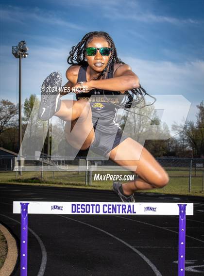 Thumbnail 1 in DeSoto Central (Team & Individual) photogallery.