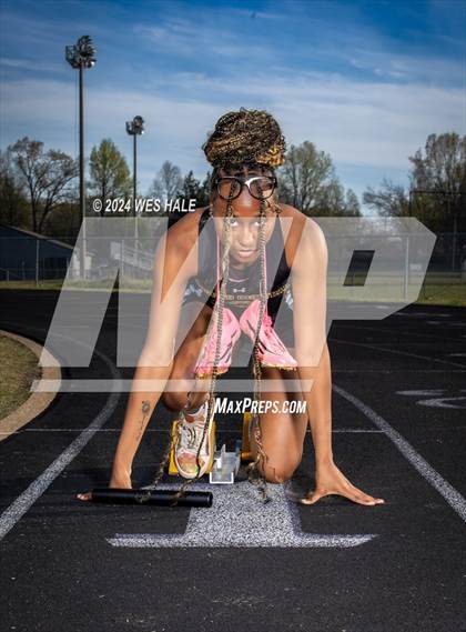 Thumbnail 1 in DeSoto Central (Team & Individual) photogallery.