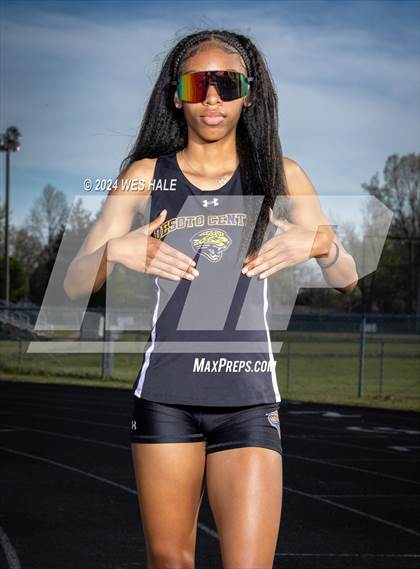 Thumbnail 1 in DeSoto Central (Team & Individual) photogallery.