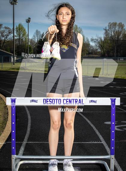 Thumbnail 2 in DeSoto Central (Team & Individual) photogallery.