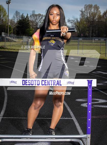 Thumbnail 3 in DeSoto Central (Team & Individual) photogallery.