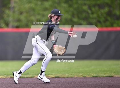 Thumbnail 1 in Lake Stevens @ Woodinville (District 1/2 4A Baseball) photogallery.