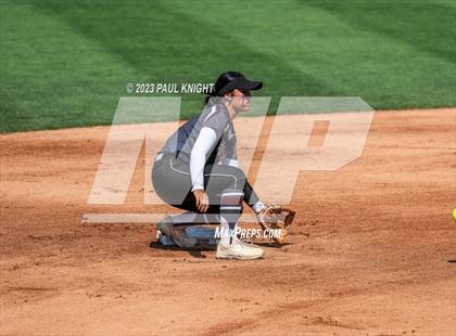 Thumbnail 1 in Pearland vs. Guyer (UIL 6A Softball Final) photogallery.