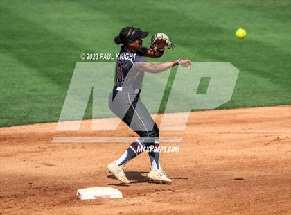Thumbnail 1 in Pearland vs. Guyer (UIL 6A Softball Final) photogallery.