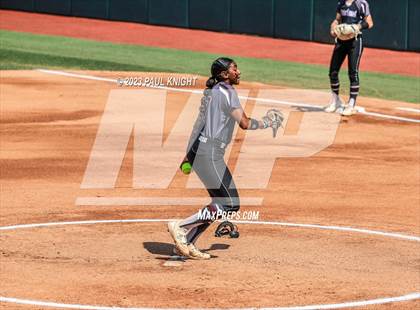 Thumbnail 2 in Pearland vs. Guyer (UIL 6A Softball Final) photogallery.