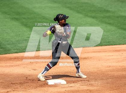 Thumbnail 3 in Pearland vs. Guyer (UIL 6A Softball Final) photogallery.