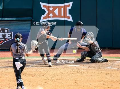 Thumbnail 1 in Pearland vs. Guyer (UIL 6A Softball Final) photogallery.