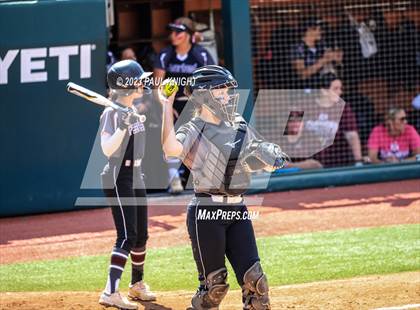Thumbnail 3 in Pearland vs. Guyer (UIL 6A Softball Final) photogallery.