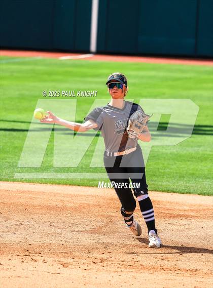 Thumbnail 3 in Pearland vs. Guyer (UIL 6A Softball Final) photogallery.
