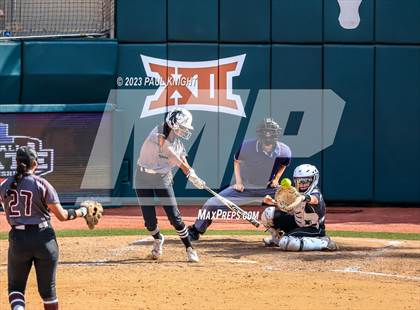 Thumbnail 1 in Pearland vs. Guyer (UIL 6A Softball Final) photogallery.
