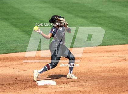Thumbnail 3 in Pearland vs. Guyer (UIL 6A Softball Final) photogallery.