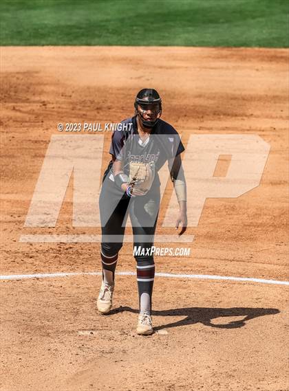 Thumbnail 1 in Pearland vs. Guyer (UIL 6A Softball Final) photogallery.