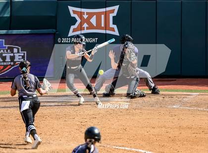 Thumbnail 2 in Pearland vs. Guyer (UIL 6A Softball Final) photogallery.