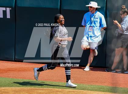 Thumbnail 1 in Pearland vs. Guyer (UIL 6A Softball Final) photogallery.