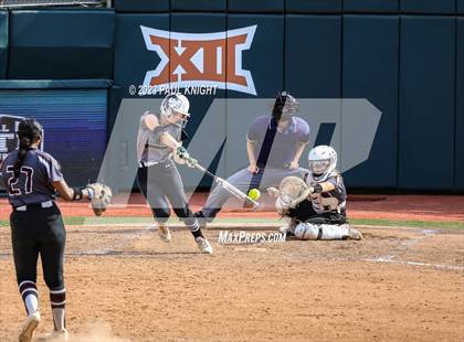 Thumbnail 1 in Pearland vs. Guyer (UIL 6A Softball Final) photogallery.