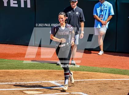 Thumbnail 1 in Pearland vs. Guyer (UIL 6A Softball Final) photogallery.