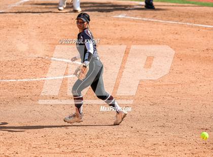 Thumbnail 2 in Pearland vs. Guyer (UIL 6A Softball Final) photogallery.