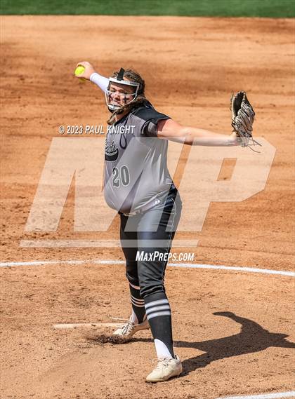 Thumbnail 2 in Pearland vs. Guyer (UIL 6A Softball Final) photogallery.