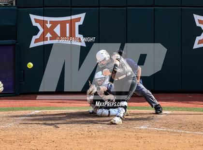 Thumbnail 3 in Pearland vs. Guyer (UIL 6A Softball Final) photogallery.