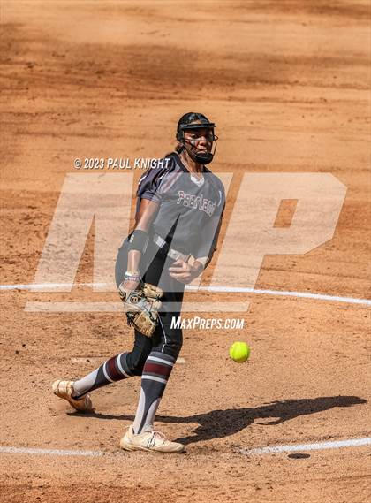 Thumbnail 3 in Pearland vs. Guyer (UIL 6A Softball Final) photogallery.