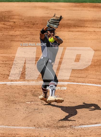 Thumbnail 1 in Pearland vs. Guyer (UIL 6A Softball Final) photogallery.