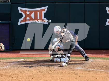 Thumbnail 2 in Pearland vs. Guyer (UIL 6A Softball Final) photogallery.