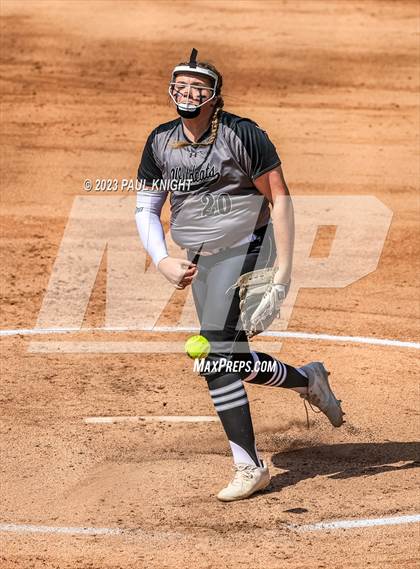 Thumbnail 3 in Pearland vs. Guyer (UIL 6A Softball Final) photogallery.