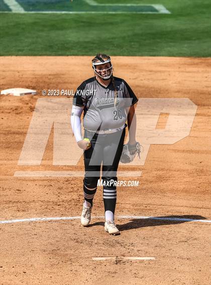 Thumbnail 3 in Pearland vs. Guyer (UIL 6A Softball Final) photogallery.