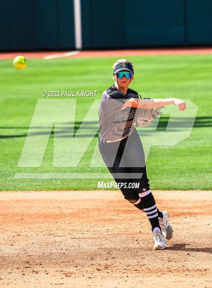Thumbnail 1 in Pearland vs. Guyer (UIL 6A Softball Final) photogallery.