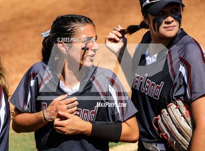 Thumbnail 1 in Pearland vs. Guyer (UIL 6A Softball Final) photogallery.